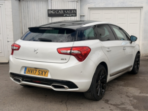 2017 Ds Automobiles Ds 5 2.0 Bluehdi Prestige in White — image 3