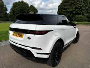 2021 Land Rover Range Rover Evoque 2.0 D200 Mhev Autobiography in White — image 4