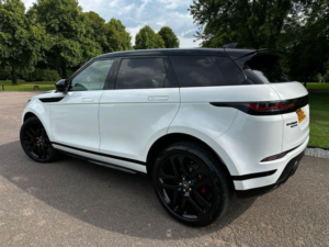 2021 Land Rover Range Rover Evoque 2.0 D200 Mhev Autobiography in White — image 5