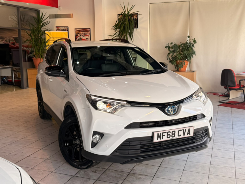 2018 Toyota Rav4 2.5 Vvt-H Excel in White — image 1