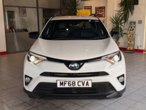 2018 Toyota Rav4 2.5 Vvt-H Excel in White — image 4