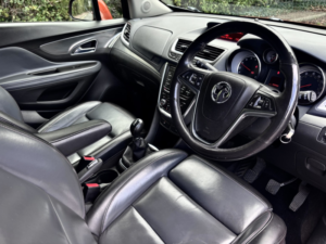 2014 Vauxhall Mokka 1.6 Se in Orange — image 2