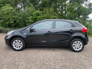 2014 Kia Rio 1.1 Crdi Ecodynamics 1 Air Hatchback 5dr Diesel Manual Euro 5 (s/s) (74 Bhp) in Black — image 6