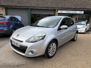 2010 Renault Clio 1.2 Tce Dynamique Tom Tom Low Mileage Full Service History Two Keys Ac in Silver — image 2