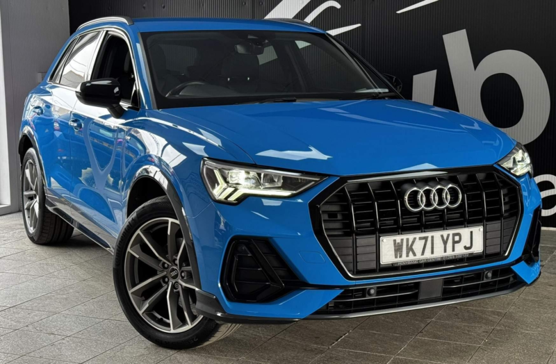 2021 Audi Q3 1.5 Tfsi Cod 35 Black Edition Euro 6 (s/s) 5dr in Blue — image 1