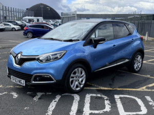 2013 Renault Captur 0.9 Tce Energy Dynamique Medianav SUV 5dr Petrol Manual Euro 5 (s/s) (90 Ps) in Blue — image 4