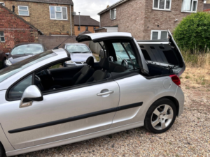 2012 Peugeot 207 Cc 1.6 Hdi Active in Silver — image 3