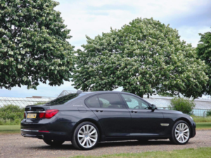 2013 BMW 7 Series 3.0 740i Activehybrid 7 Se Auto Euro 5 (s/s) 4dr in Grey — image 4