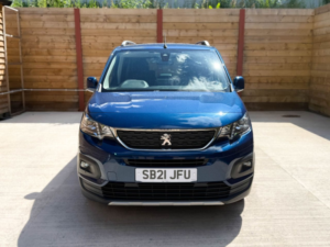 2021 Peugeot Rifter 4 SEAT Petrol Auto Wheelchair Accessible Disabled Access Vehicle Wav in Blue — image 4