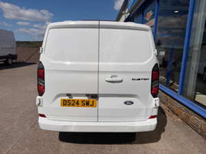 2024 Ford Transit Custom 2.0 280 Ecoblue Limited Panel Van 5dr Diesel Manual L1 H1 Euro 6 136 Ps in White — image 5