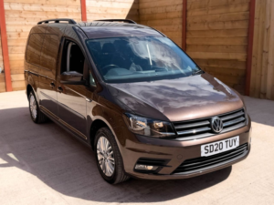 2020 Volkswagen Caddy Maxi Life 5 SEAT Auto Wheelchair Accessible Disabled Access Vehicle Wav in Brown — image 4