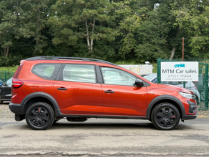 2022 Dacia Jogger 1.0 Tce Essential MPV 5dr Petrol Manual Euro 6 (s/s) (110 Ps) in Brown — image 5
