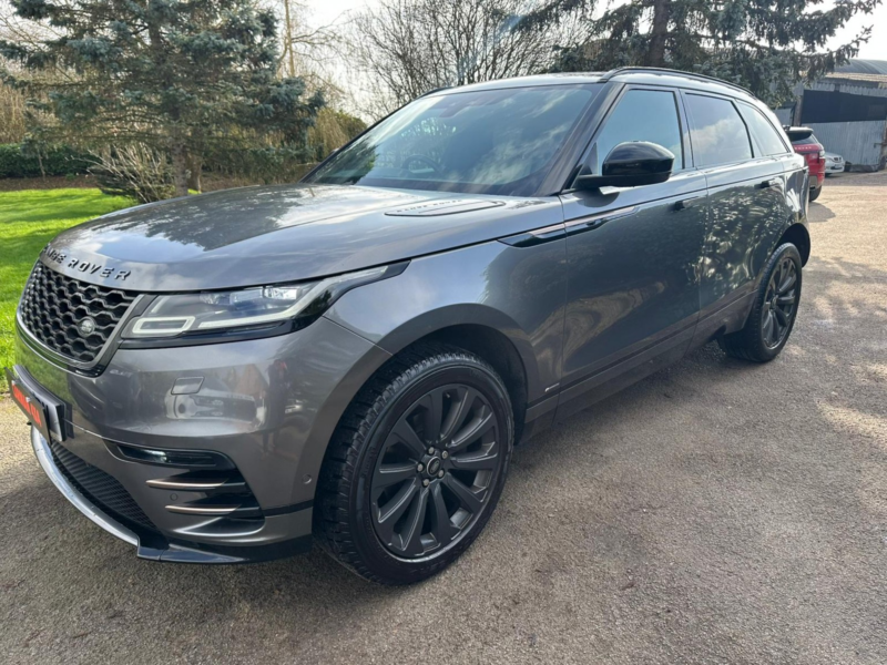 2018 Land Rover Range Rover Velar 2.0 D180 R-Dynamic Se in Grey — image 1
