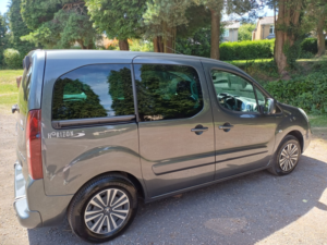 2017 Peugeot Partner Tepee 1.6 Bluehdi Allure in Grey — image 3