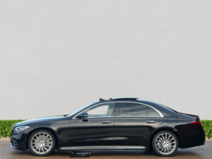 2021 Mercedes-Benz S-Class 3.0 S500lh Mhev Amg Line (premium) Saloon 4dr Petrol Hybrid G-Tronic+ 4matic Euro 6 (s/s) (435 Ps) in Black — image 4