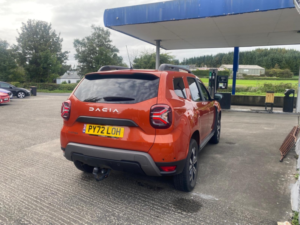 2023 Dacia Duster 1.3 Journey Tce 150 4x2 Edc My23 in Orange — image 2