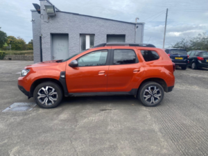 2023 Dacia Duster 1.3 Journey Tce 150 4x2 Edc My23 in Orange — image 6