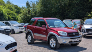 2004 Toyota Rav4 2.0 Vvt-I Xt3 in Red — image 2