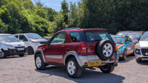 2004 Toyota Rav4 2.0 Vvt-I Xt3 in Red — image 6