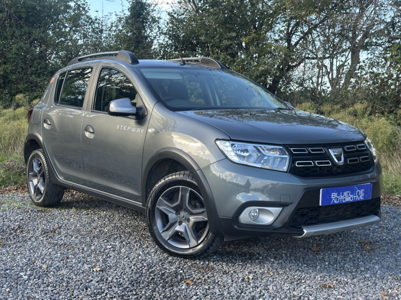 2018 Dacia Sandero Stepway 0.9 Stepway Se Summit Tce 90 in Grey — image 1