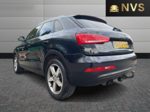 2012 Audi Q3 2.0 Tdi Se in Blue — image 5
