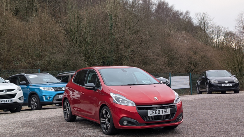 2018 Peugeot 208 1.2 Puretech Gpf Gt Line in Red — image 1