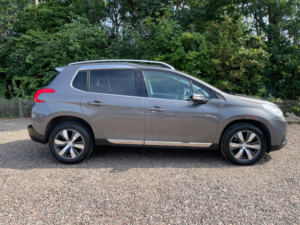 2015 Peugeot 2008 1.6 E-Hdi Allure SUV 5dr Diesel Manual Euro 5 (s/s) (92 Ps) in Grey — image 5