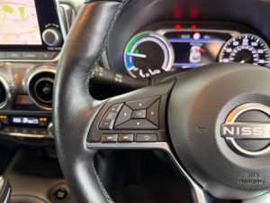 2023 Nissan Juke 1.6 Tekna Auto Euro 6 5dr in Black — image 5