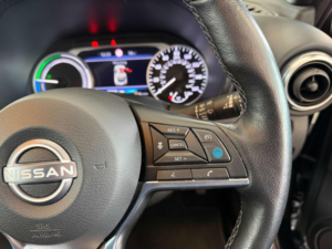 2023 Nissan Juke 1.6 Tekna Auto Euro 6 5dr in Black — image 6