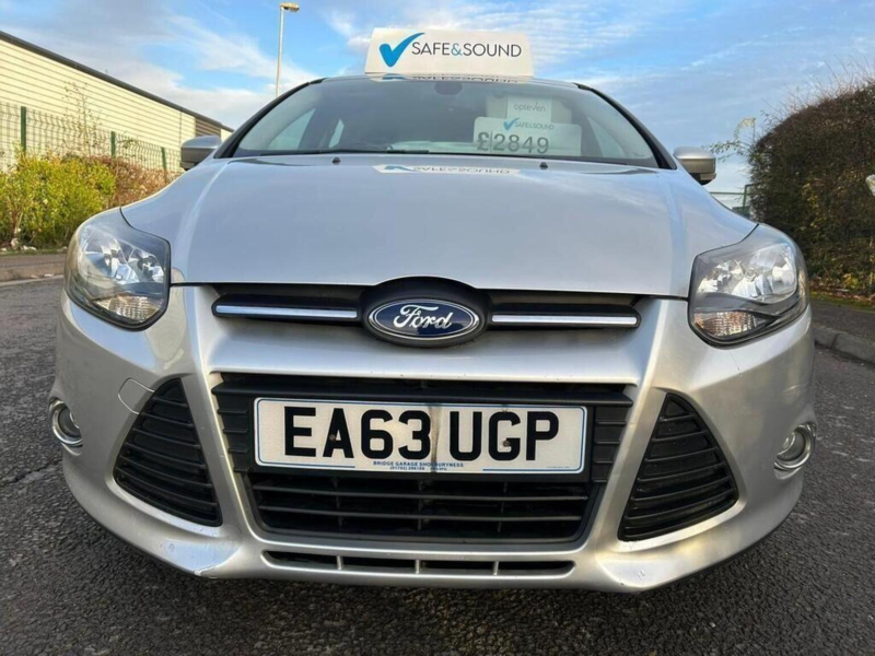 2013 Ford Focus 1.0t Ecoboost Zetec Euro 5 (s/s) 5dr in Silver — image 1