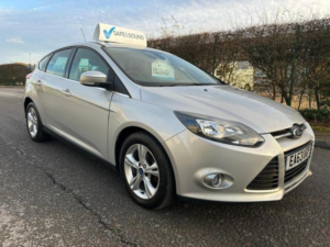 2013 Ford Focus 1.0t Ecoboost Zetec Euro 5 (s/s) 5dr in Silver — image 2