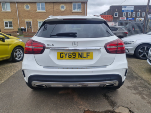 2019 Mercedes-Benz Gla 1.6 Gla180 Amg Line Edition SUV 5dr Petrol 7g-Dct Euro 6 (s/s) (122 Ps) in White — image 5