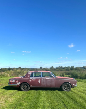 1972 Rolls-Royce Silver Shadow Ref 8798 - Rolls Royce Silver Shadow 6.8 Auto Saloon - (ex Sir Robert Maxwell Previous Reg 78 R) in Red — image 3