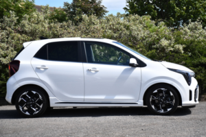 2024 Kia Picanto 1.2 Gt-Line S Hatchback 5dr Petrol AMT Euro 6 (s/s) (77 Bhp) in White — image 2