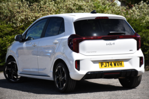 2024 Kia Picanto 1.2 Gt-Line S Hatchback 5dr Petrol AMT Euro 6 (s/s) (77 Bhp) in White — image 3