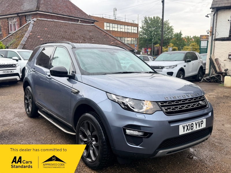 2018 Land Rover Discovery Sport Td4 Se Tech in Blue — image 1
