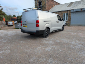 2018 Peugeot Expert 2.0 Bluehdi 1400 Professional Long Panel Van Lwb Euro 6 (s/s) 6dr in Silver — image 3