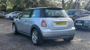 2009 MINI Hatch 1.6 Cooper Euro 4 3dr in Silver — image 4
