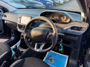 2015 Peugeot 208 1.0 Puretech Active Euro 6 5dr in Grey — image 3