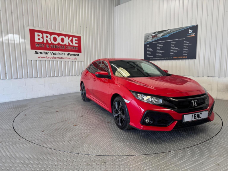 2018 Honda Civic 1.0 Vtec Turbo Sr Euro 6 (s/s) 5dr in Red — image 1