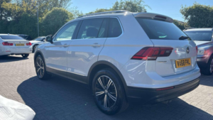 2019 Volkswagen Tiguan 2.0 Tdi Se Navigation DSG Euro 6 (s/s) 5dr in Silver — image 3