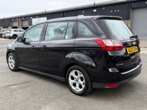2012 Ford Grand C-Max 1.6 Tdci Zetec in Black — image 4