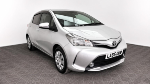 2015 Toyota Yaris 1.33 Dual Vvt-I Icon Multidrive S Euro 6 5dr in Silver — image 5