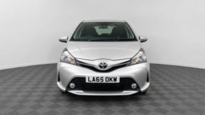 2015 Toyota Yaris 1.33 Dual Vvt-I Icon Multidrive S Euro 6 5dr in Silver — image 6