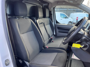 2022 Citroen Dispatch 1.5 Bluehdi 1000 Enterprise Pro M in White — image 3