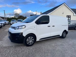 2022 Citroen Dispatch 1.5 Bluehdi 1000 Enterprise Pro M in White — image 6