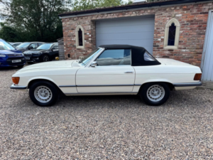 1974 Mercedes-Benz 450 Sl 450 Sl in Cream — image 3