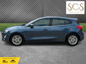2020 Ford Focus 1.0 T Ecoboost Titanium in Blue — image 4