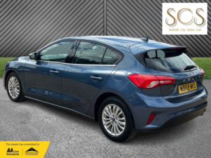 2020 Ford Focus 1.0 T Ecoboost Titanium in Blue — image 5