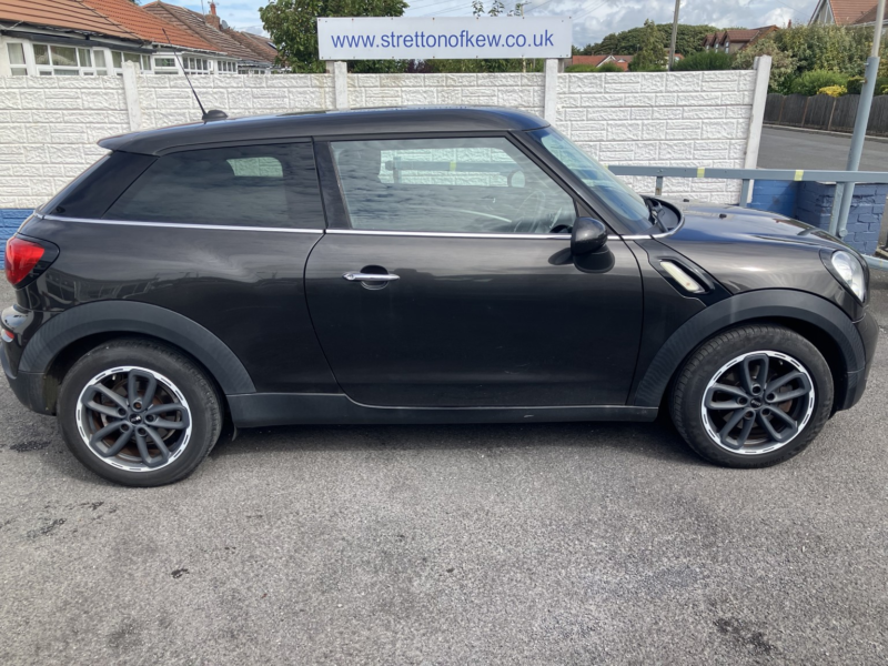 2015 MINI Paceman 1.6 Cooper Paceman in Grey — image 1